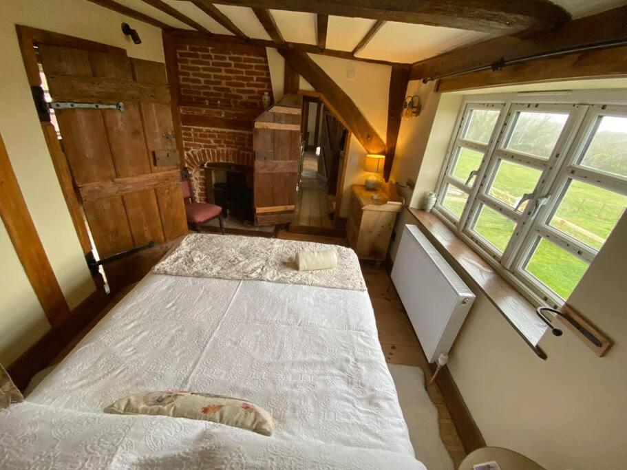 A Newly Renovated, Cosy Escape In The Beautiful Shepherd'S Cottage Dereham Dış mekan fotoğraf